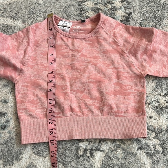 AYBL Long Sleeve Camo Crop Top - Picture 7 of 9